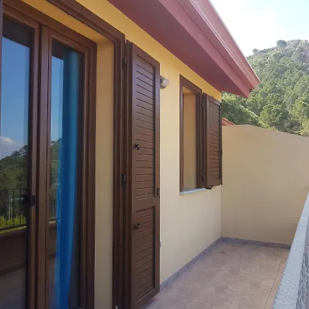 Casa Via Del Parco Apartmán *